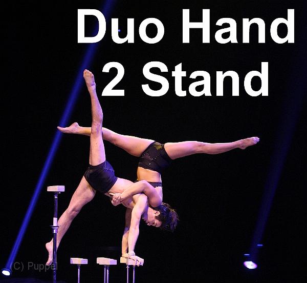 D_0459_A_150 Duo Hand 2 Stand.jpg